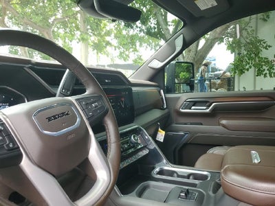 2024 GMC Sierra 2500HD Denali