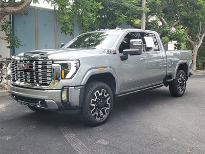 2024 GMC Sierra 2500HD Denali