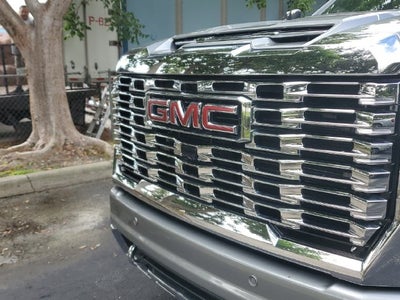 2024 GMC Sierra 2500HD Denali