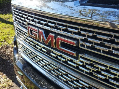 2022 GMC Sierra Denali
