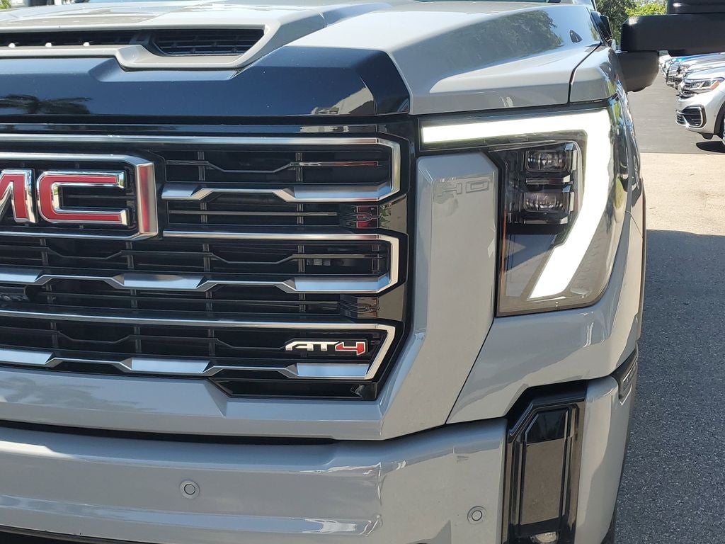 2025 GMC Sierra AT4