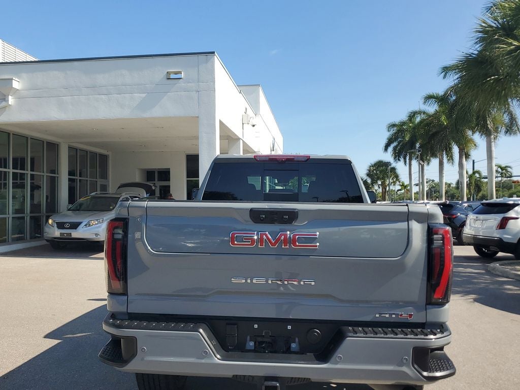 2025 GMC Sierra AT4