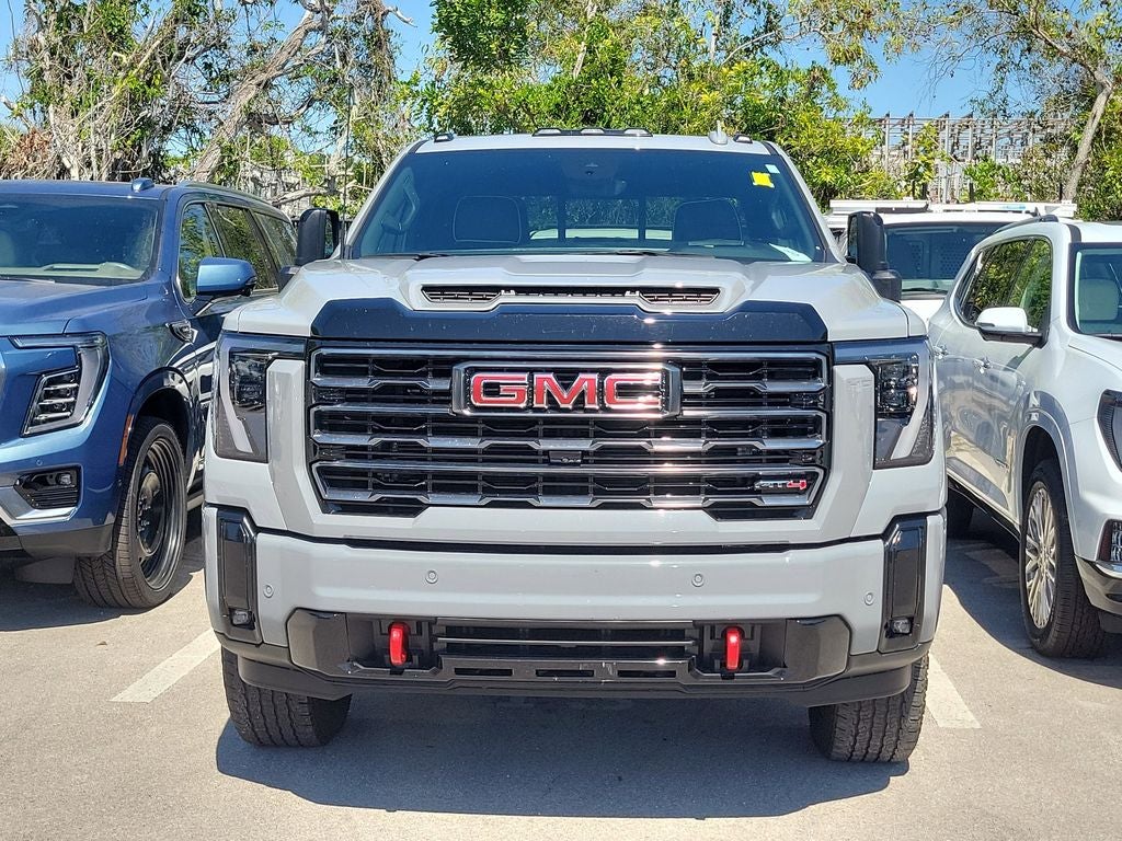 2025 GMC Sierra AT4