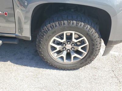 2022 GMC Canyon 4WD AT4 w/Leather