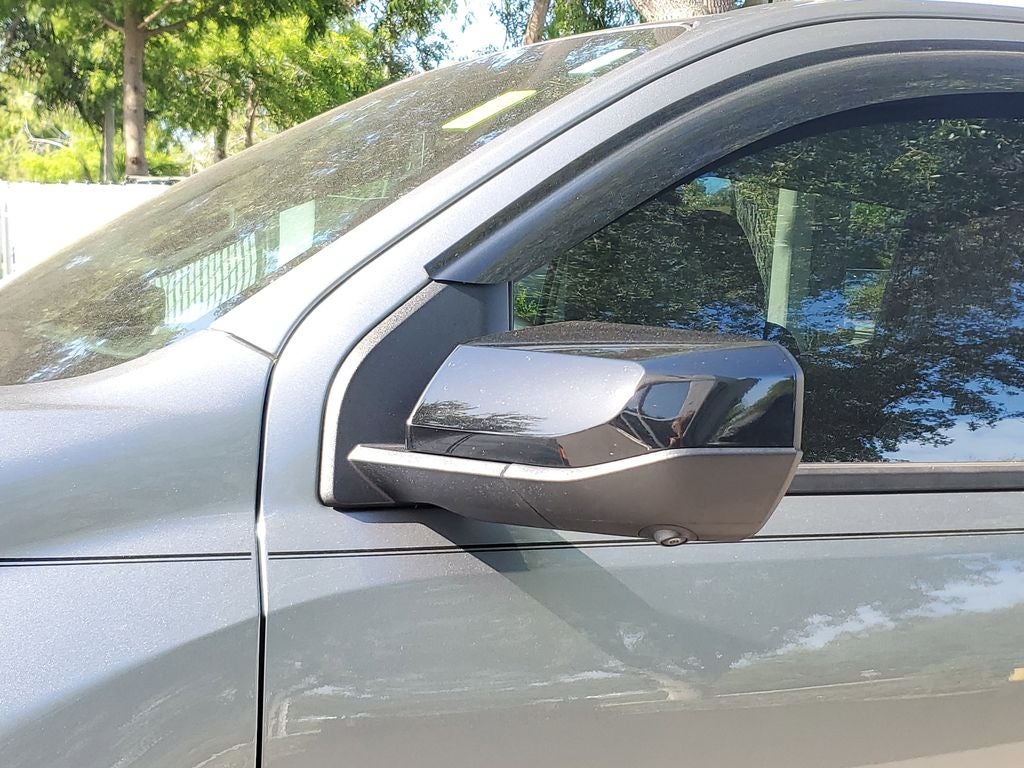 2025 GMC Canyon 4WD AT4