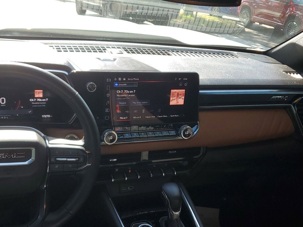2025 GMC Canyon 4WD AT4
