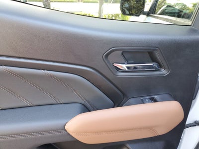 2024 GMC Canyon 4WD AT4