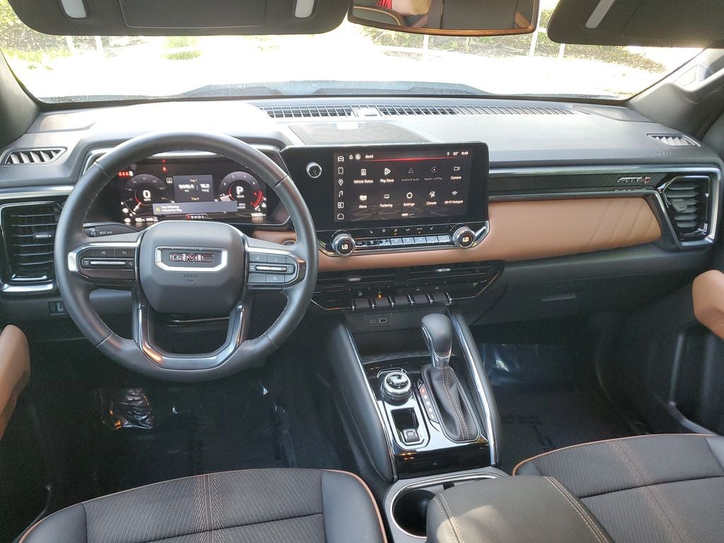2024 GMC Canyon 4WD AT4