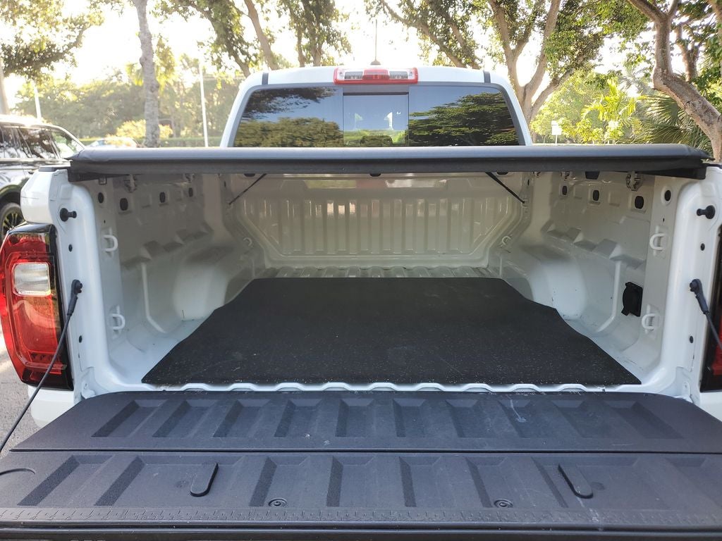 2024 GMC Canyon 4WD AT4