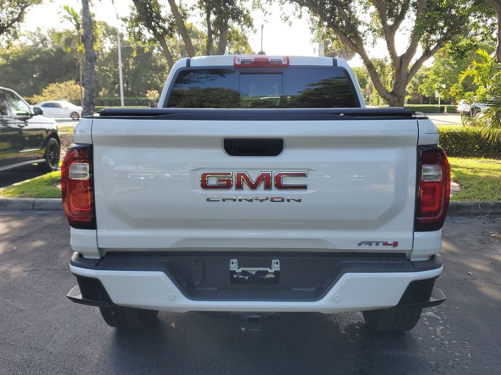 2024 GMC Canyon 4WD AT4