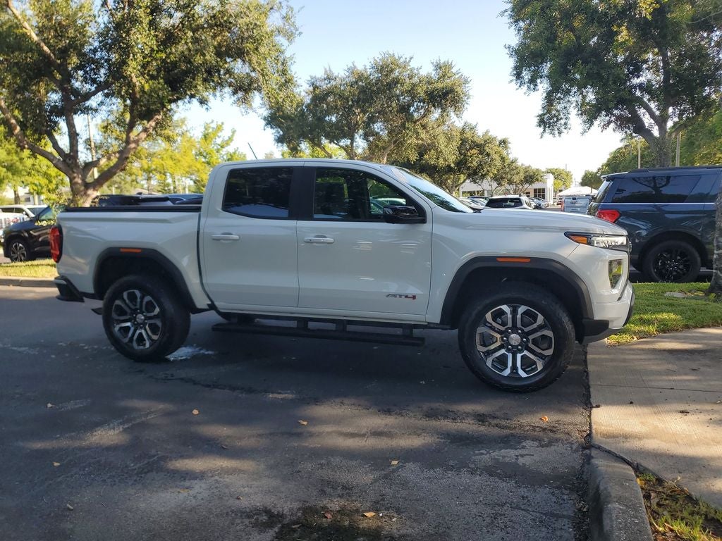 2024 GMC Canyon 4WD AT4