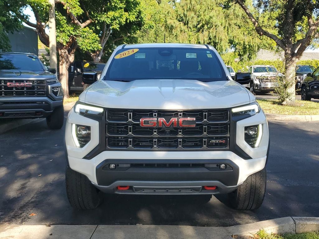 2024 GMC Canyon 4WD AT4