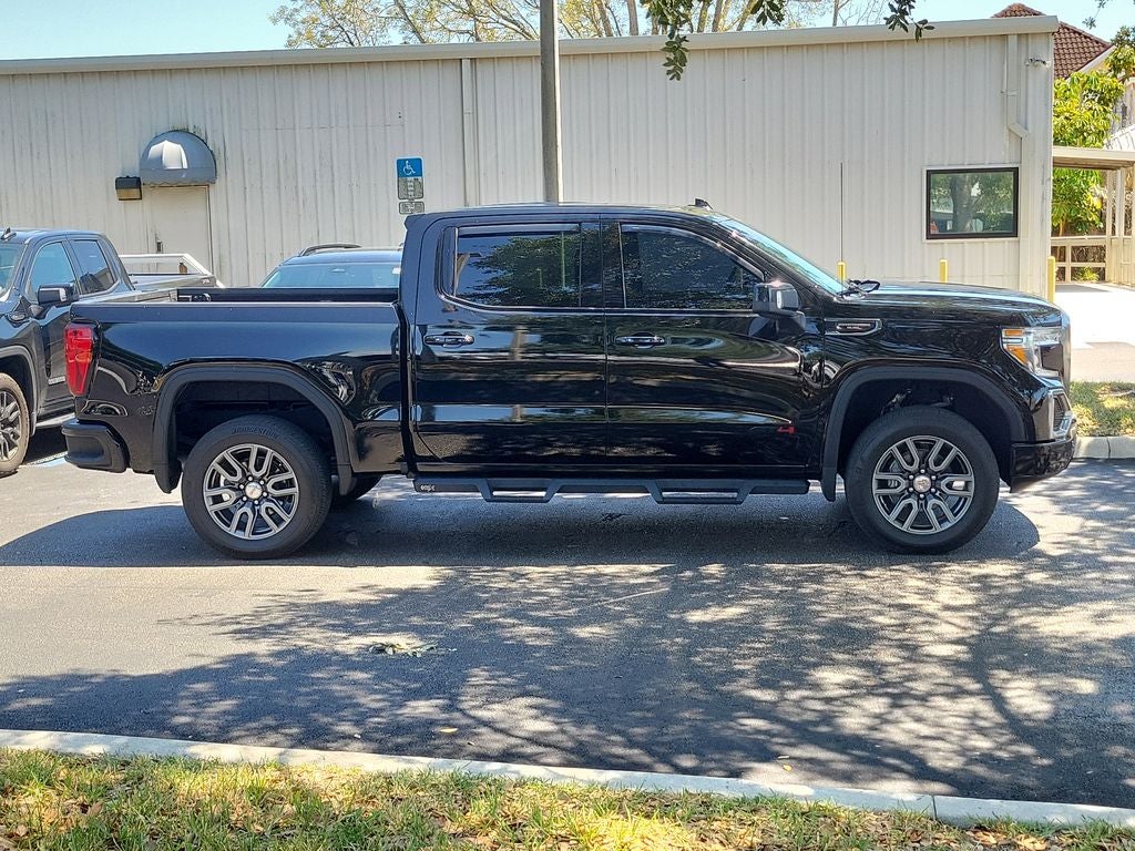 2022 GMC Sierra Limited AT4