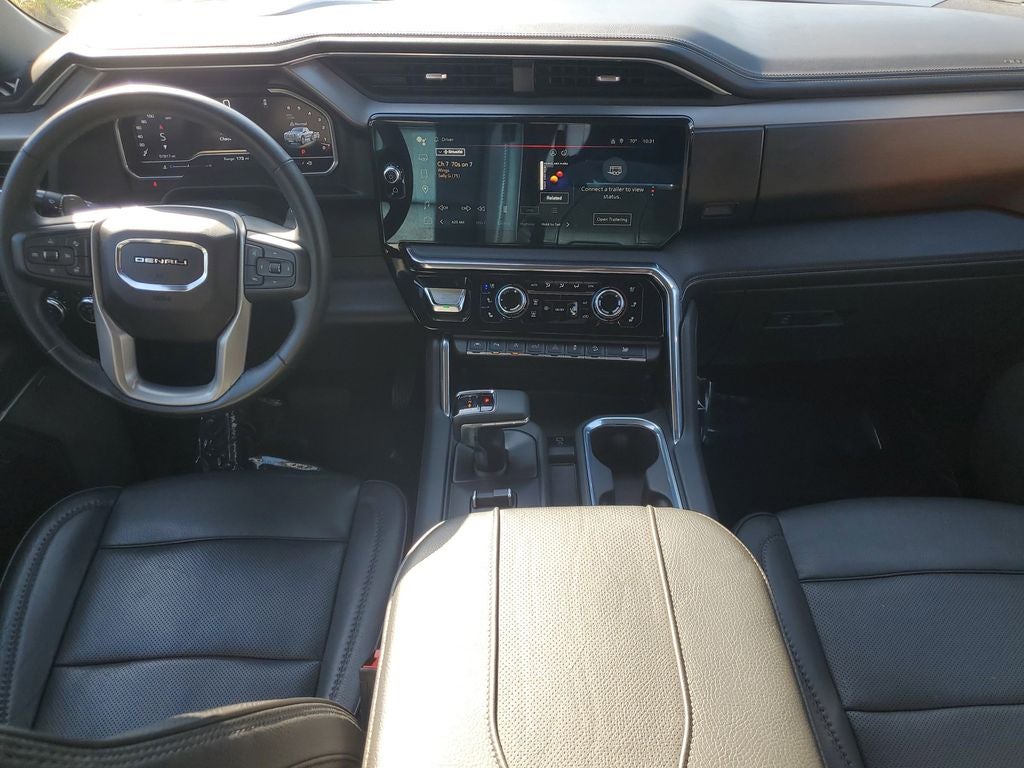 2023 GMC Sierra Denali