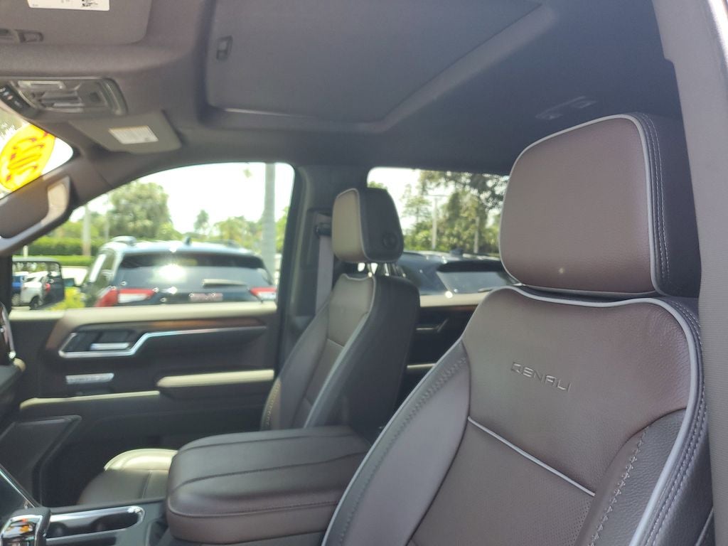 2025 GMC Sierra Denali