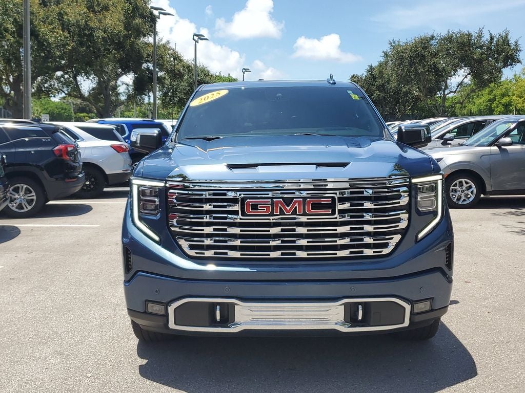 2025 GMC Sierra Denali
