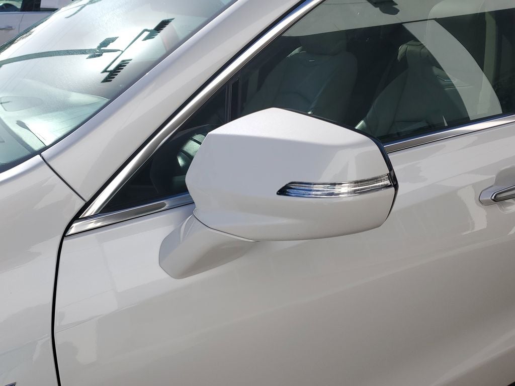 2023 Cadillac XT4 FWD Premium Luxury