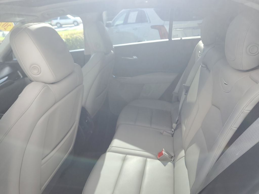 2023 Cadillac XT4 FWD Premium Luxury