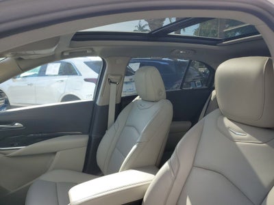 2023 Cadillac XT4 FWD Premium Luxury