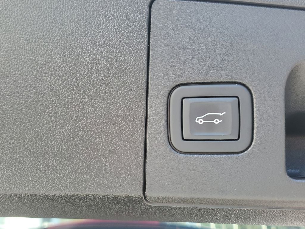 2023 Cadillac XT4 FWD Premium Luxury