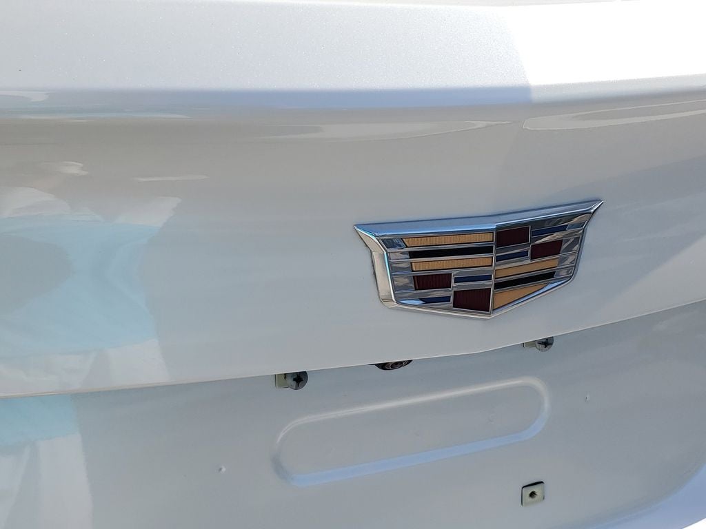 2023 Cadillac XT4 FWD Premium Luxury