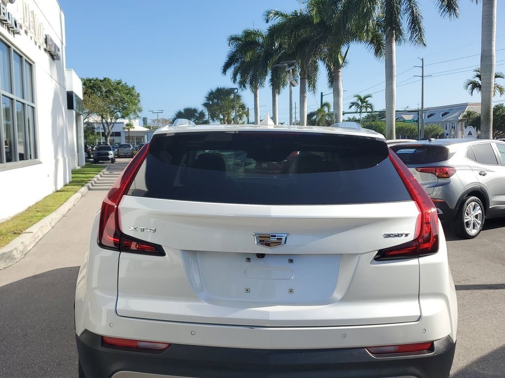 2023 Cadillac XT4 FWD Premium Luxury