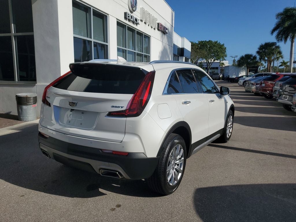 2023 Cadillac XT4 FWD Premium Luxury