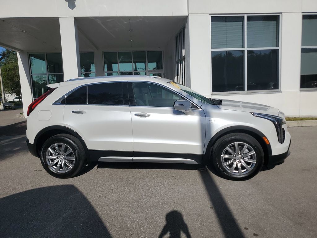 2023 Cadillac XT4 FWD Premium Luxury