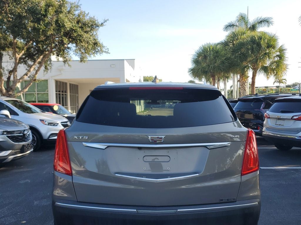 2018 Cadillac XT5 Luxury FWD