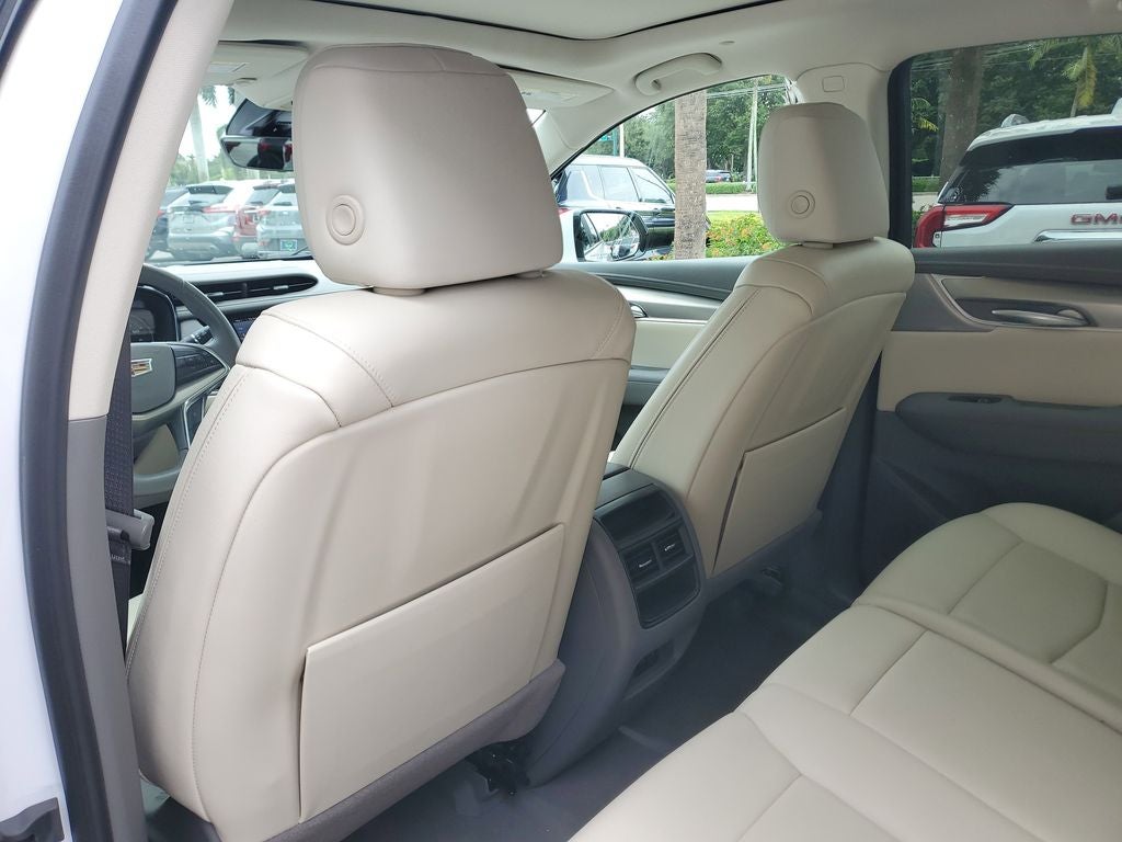 2023 Cadillac XT5 FWD Premium Luxury