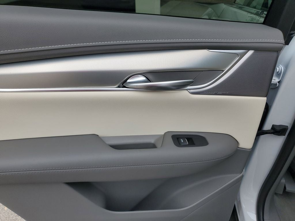 2023 Cadillac XT5 FWD Premium Luxury