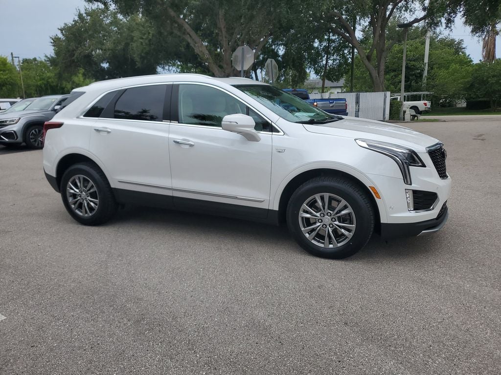 2023 Cadillac XT5 FWD Premium Luxury