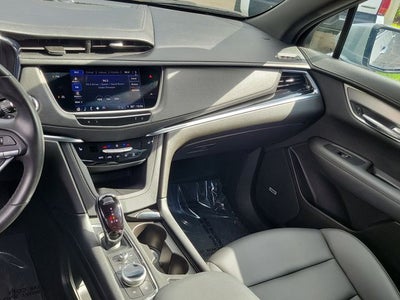 2024 Cadillac XT6 Luxury