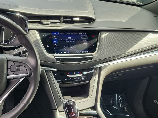 2024 Cadillac XT6 Luxury