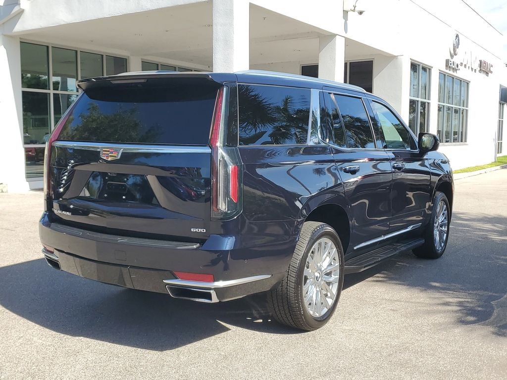 2022 Cadillac Escalade Premium Luxury