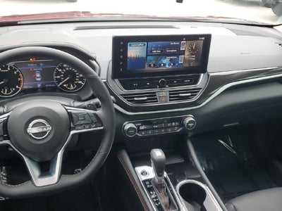 2025 Nissan Altima 2.5 SR