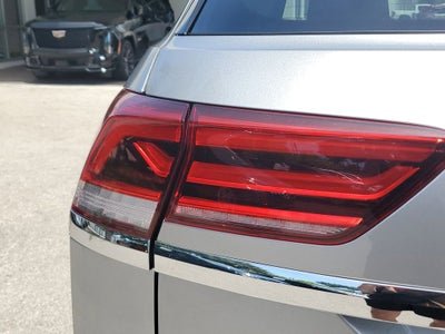 2020 Volkswagen Atlas Cross Sport 3.6L V6 SEL Premium R-Line