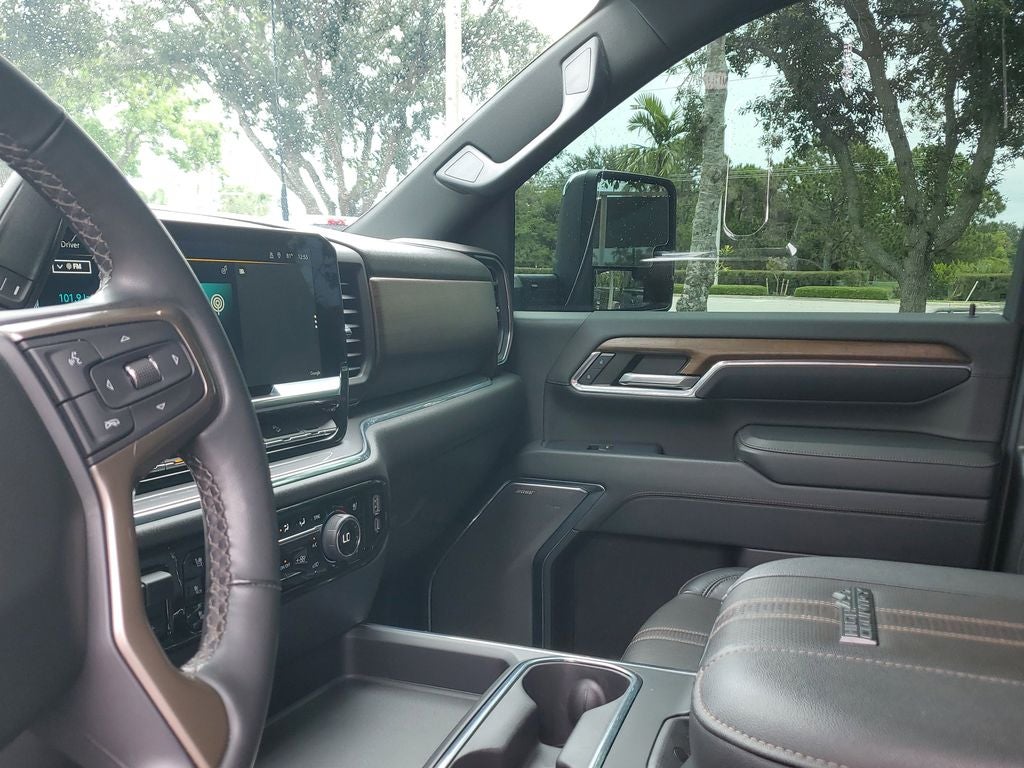 2024 Chevrolet Silverado High Country