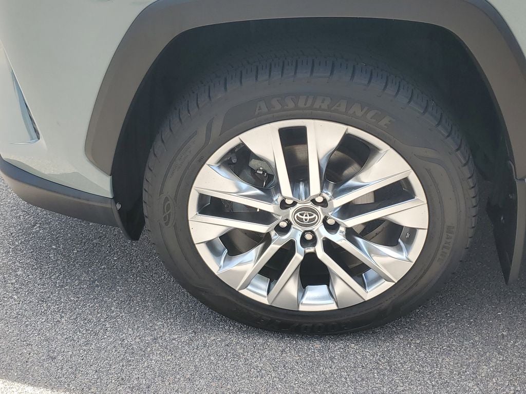 2020 Toyota RAV4 XLE Premium