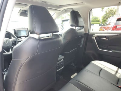 2020 Toyota RAV4 XLE Premium