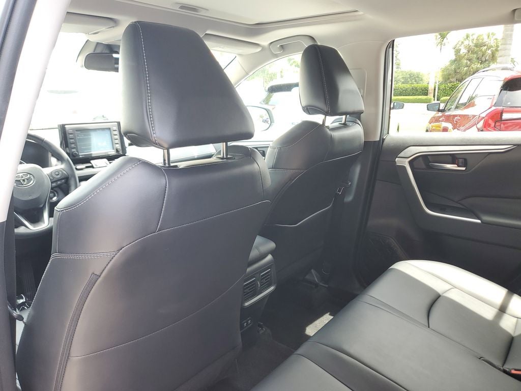 2020 Toyota RAV4 XLE Premium