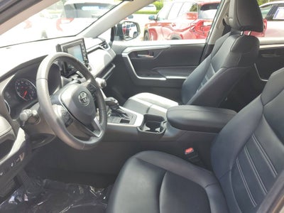 2020 Toyota RAV4 XLE Premium