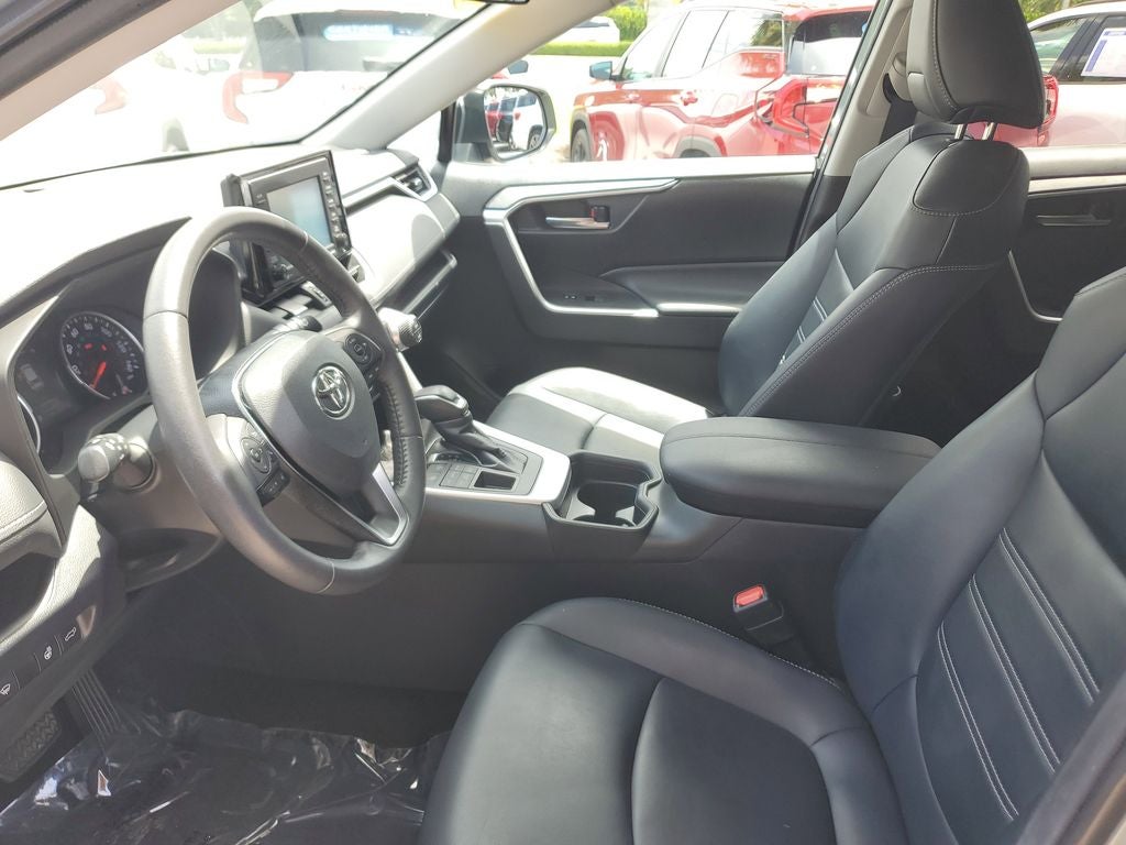 2020 Toyota RAV4 XLE Premium
