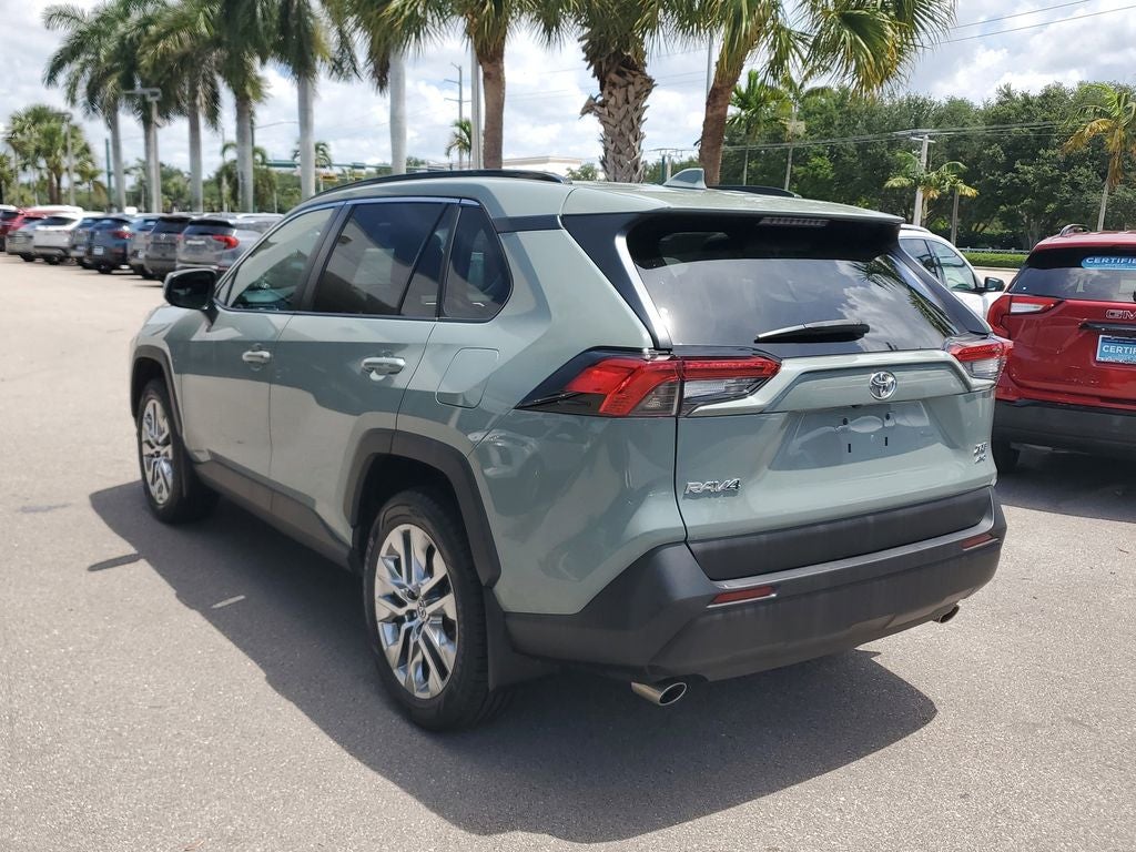 2020 Toyota RAV4 XLE Premium