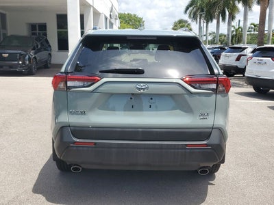 2020 Toyota RAV4 XLE Premium