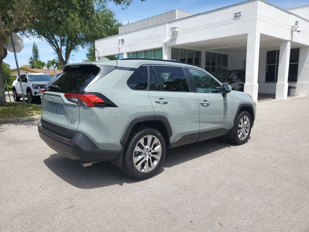2020 Toyota RAV4 XLE Premium
