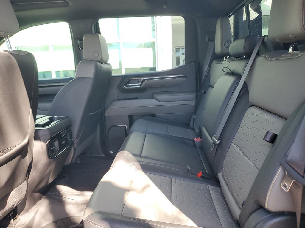 2024 Chevrolet Silverado ZR2