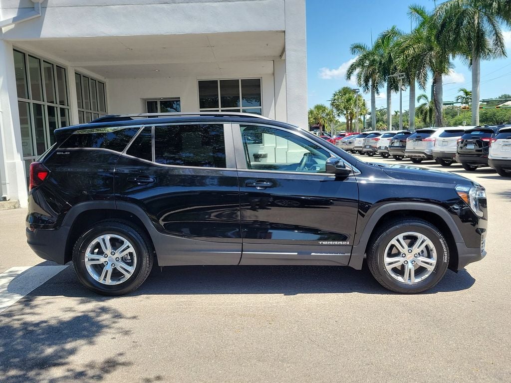 2022 GMC Terrain SLE