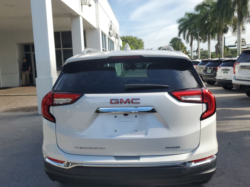 2023 GMC Terrain SLT