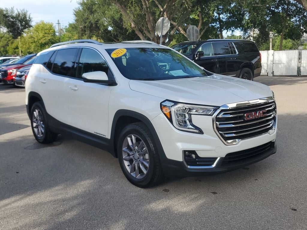 2023 GMC Terrain SLT